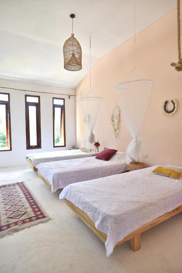 Lambo Homestay ไวกาบูบัก ภายนอก รูปภาพ